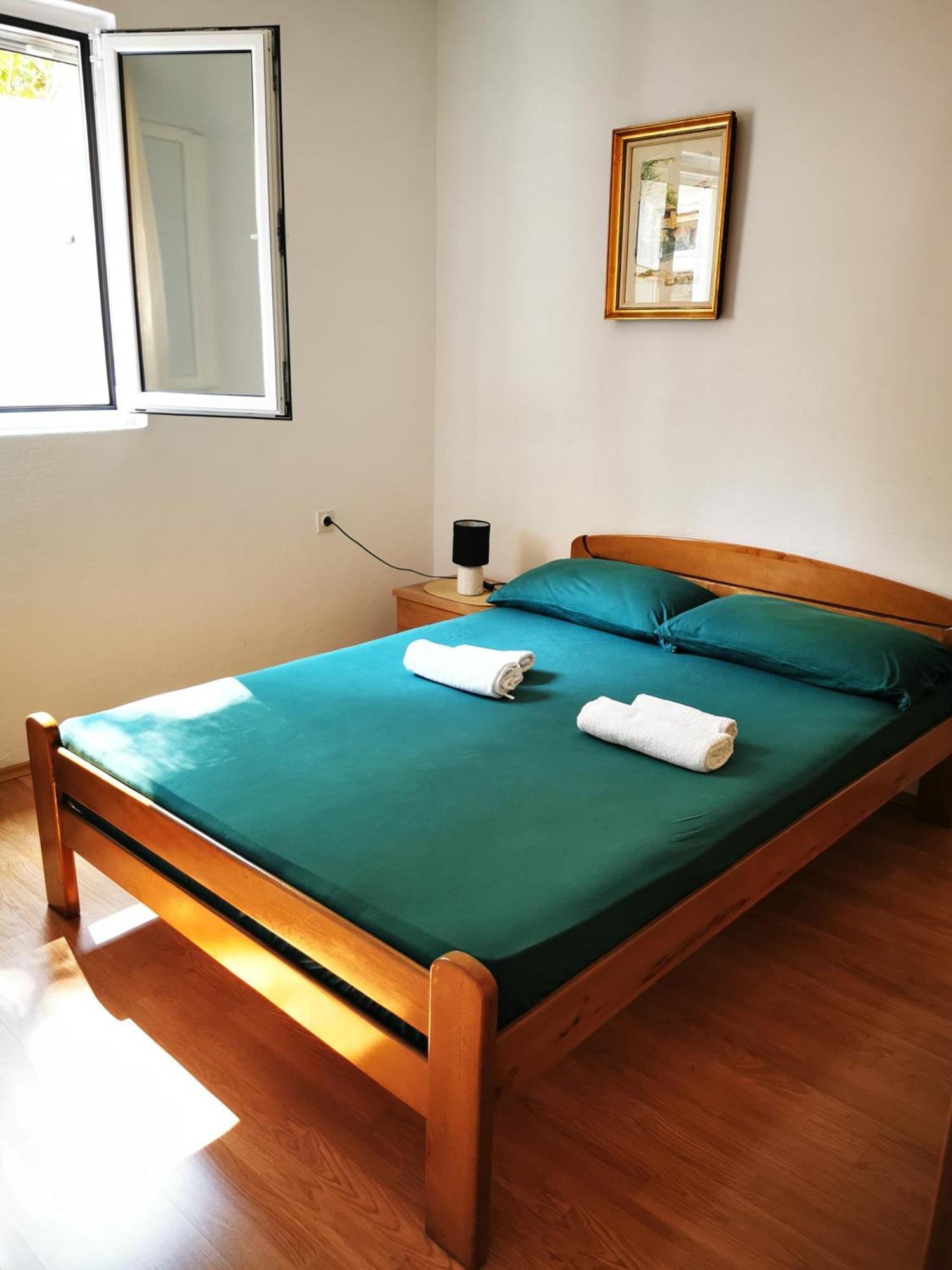Apartments Vila Andja 스베티스테판 객실 사진