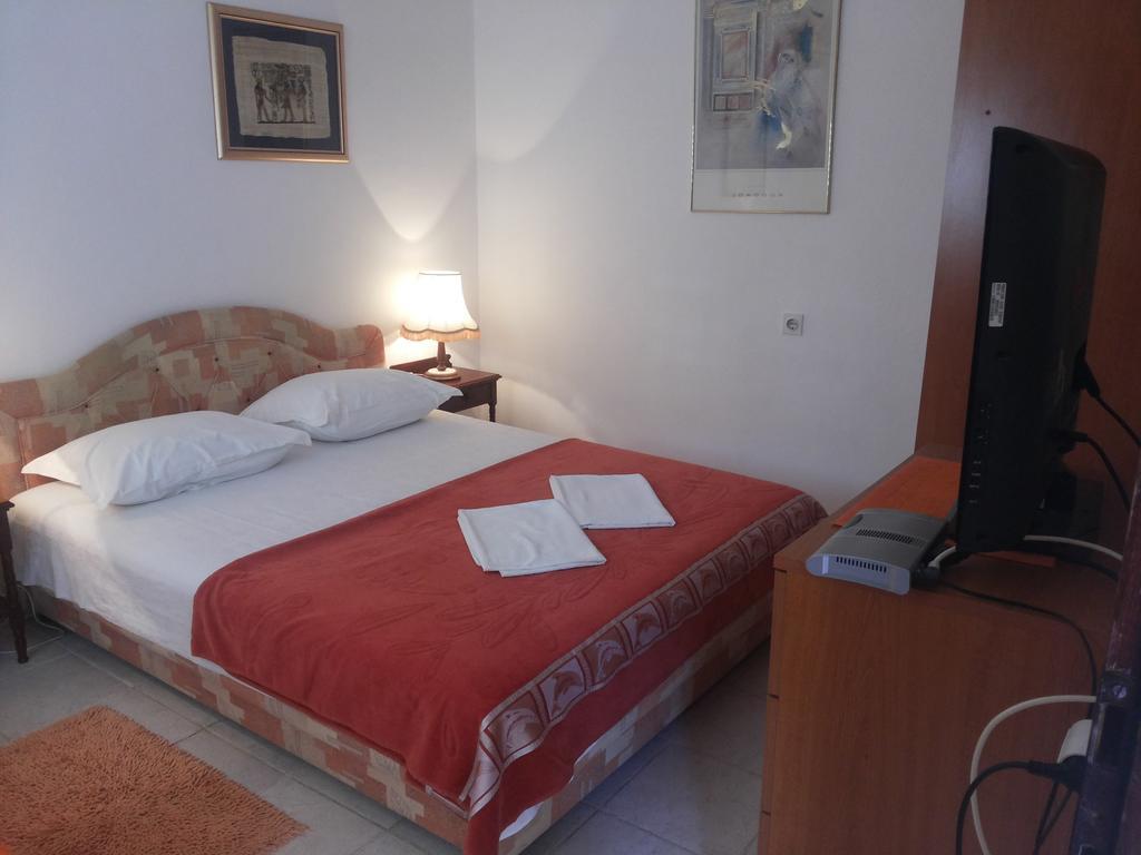 Apartments Vila Andja 스베티스테판 객실 사진
