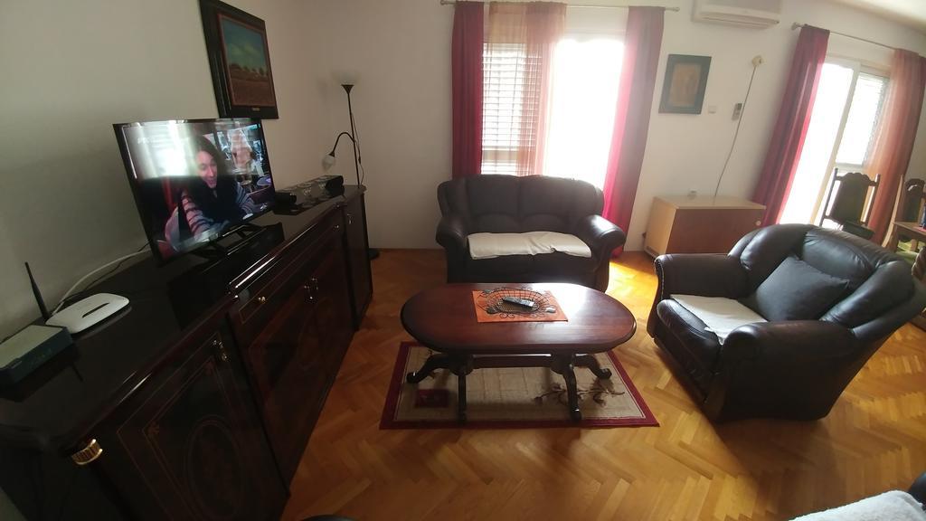 Apartments Vila Andja 스베티스테판 객실 사진